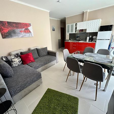 Dorina Wellness Apartment Сиофок Екстериор снимка